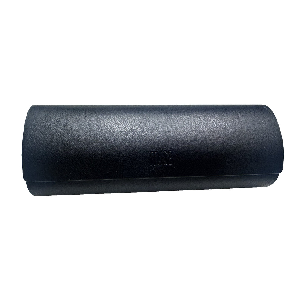 MUSE HARD EYEGLASSES CASE WITH CLEANING WIPE BLACK